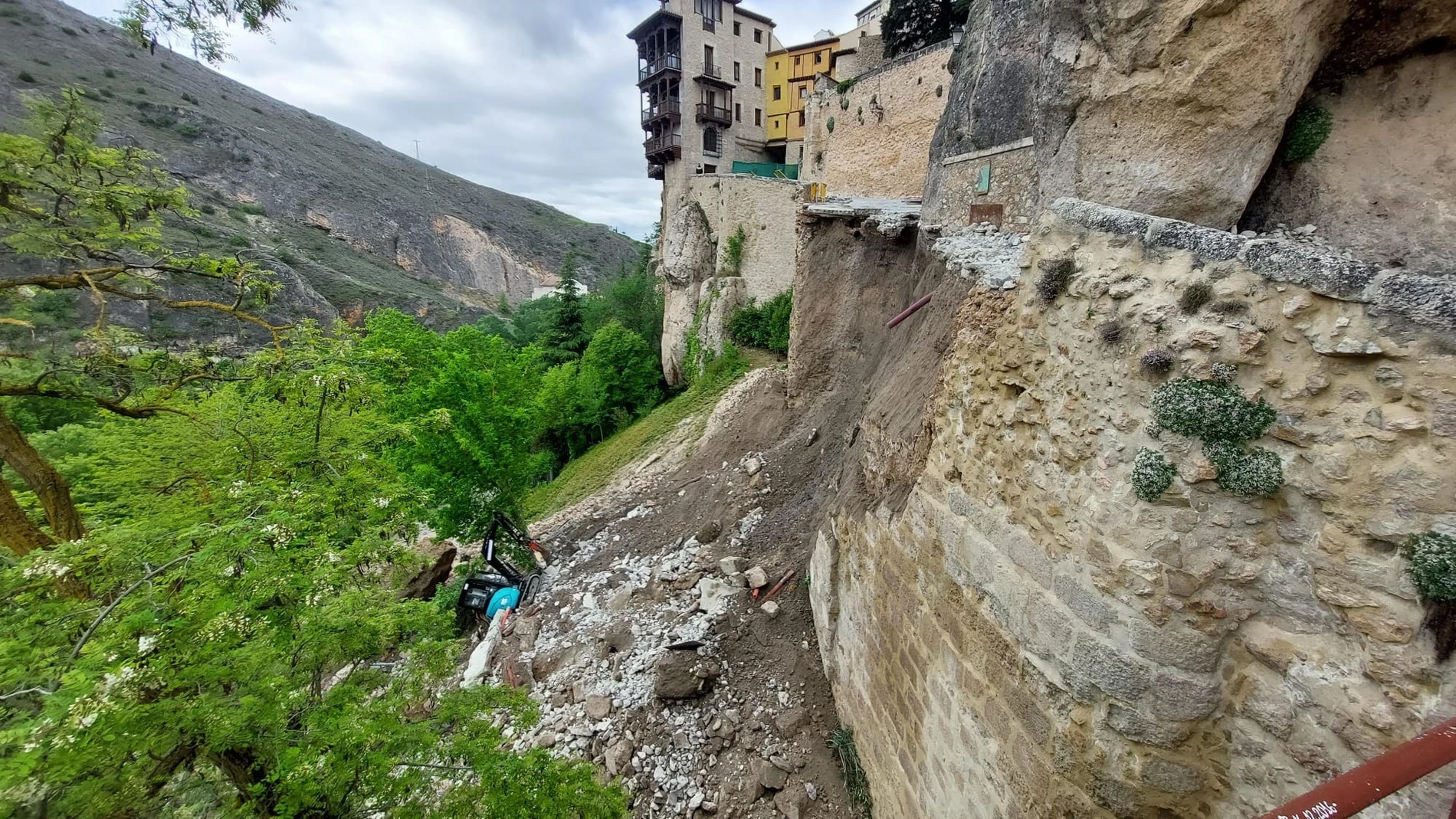 Derrumbe de la calle Canónigos de Cuenca, en pleno casco histórico