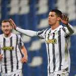 Cristiano Ronaldo celebra el gol que marcó este miércoles al Sassuolo.