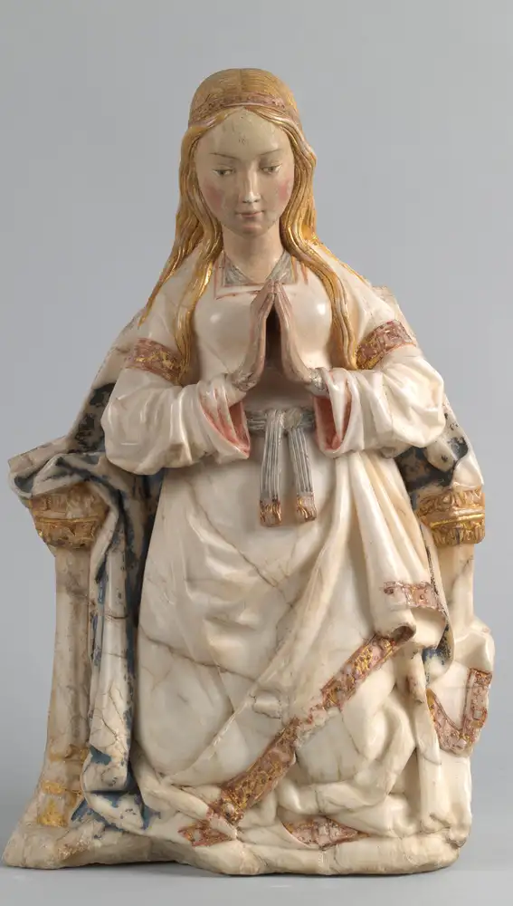La escultura &quot;Virgen orante entronizada&quot;, asignada al Museo del Prado (Madrid) y que estaba datada en el siglo XV, es en realidad una obra del siglo XX