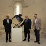 Luis Chillida, Enrique Valero y José María de Francisco presentan la obra