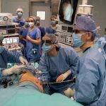 La técnica de la laparoscopia ha permitido aumentar el número de trasplantes renales de vivo en los últimos 15 años