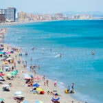 Una intoxicación en un hotel de La Manga deja a 63 turistas con gastroenteritis