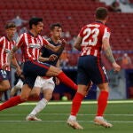 El Atlético deberá lograr el próximo sábado ante el Valladolid el mismo resultado que obtenga el Real Madrid contra el Villarreal para lograr el campeonato