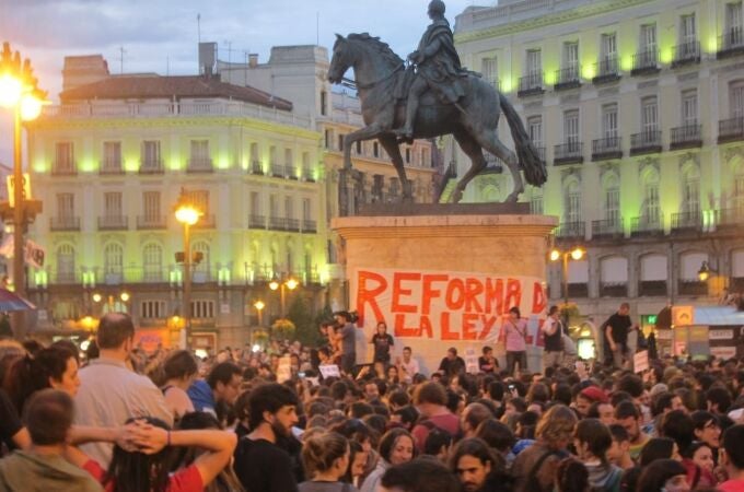 Manifestación de jóvenes con motivo del 15M en la Puerta del Sol de Madrid