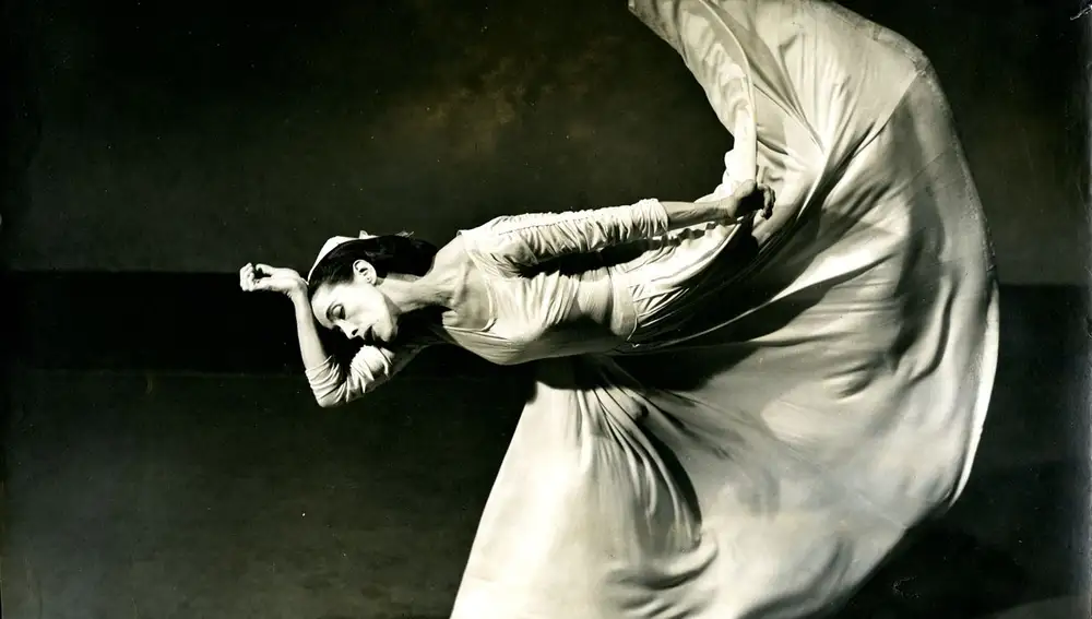 La bailarina Martha Graham retratada por Barbara Morgan