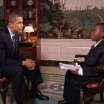 El joven Damon Weaver cuando entrevistó a Barack Obama en 2009