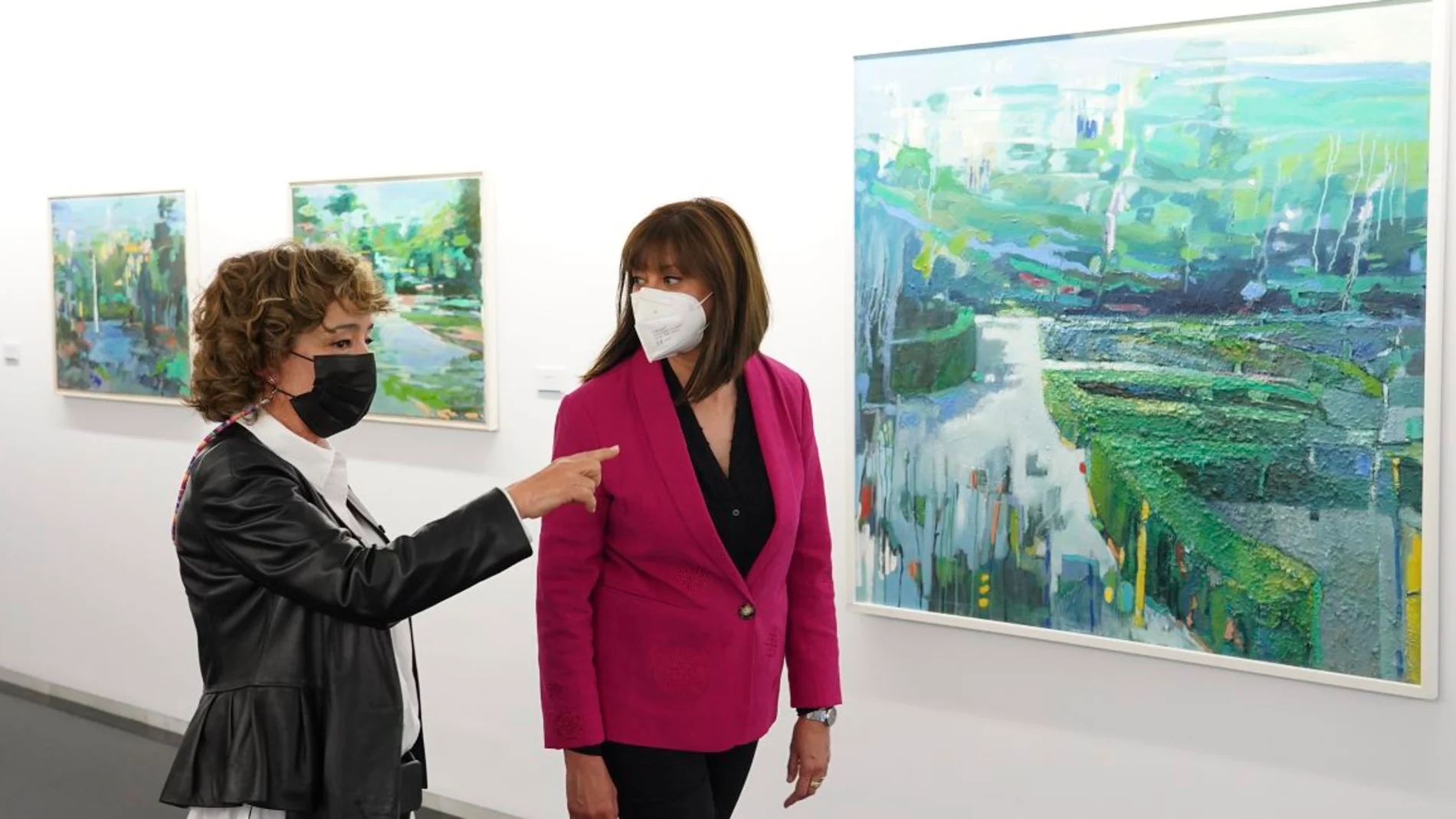 Exposición de Blanca Paniagua, "Un paseo por el Campo Grande", en la sala del Teatro Zorrilla.