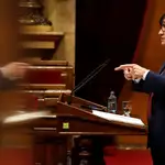 El líder del PSC en el Parlament, Salvador Illa, interviene durante la primera jornada del debate de investidura de Pere Aragonès, esta tarde