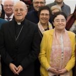 El cardenal arzobispo de Valladolid, Ricardo Blázquez, junto a Pilar de Pablos