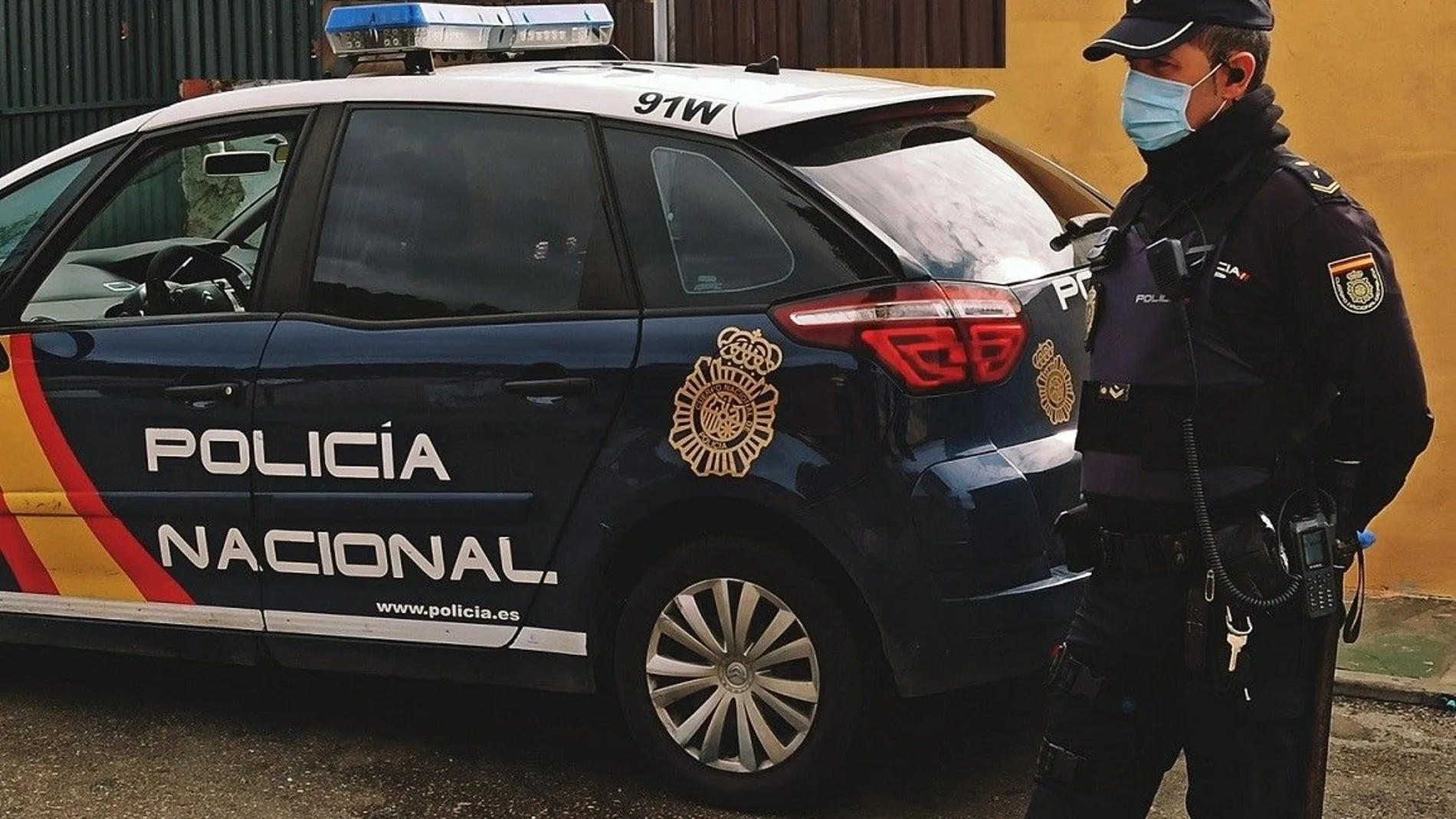 Imagen de un agente de la Policía Nacional