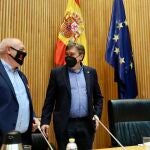 Tomás Guitarte, diputado de Teruel Existe, junto a la Coordinadora de la España vaciada presentan su propuesta de modelo de desarrollo.