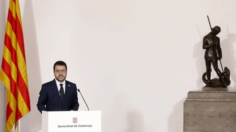 El presidente de la Generalitat, Pere Aragonès durante el acto de toma de posesión de los nuevos consellers, un acto celebrado en el Salón de Sant Jordi del Palau de la Generalitat