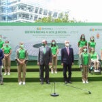 Teresa Portela, Eva del Moral, Maria Xao, Alejandro Blanco, Miriam Casillas, Carolina Marin, Ignacio Galan, presidente de Iberdrola, Laura Garcia Caro, Hiramatsu Kenji, Elisabet Cesareo, Beatriz Perez, Loida Zabala, Desiree Vila, Sandra Sanchez, y Miguel Carballeda, durante el acto
