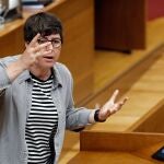 La Portavoz de Unides Podem, Pilar Lima, interviene durante la sesión de control al Gobierno valenciano