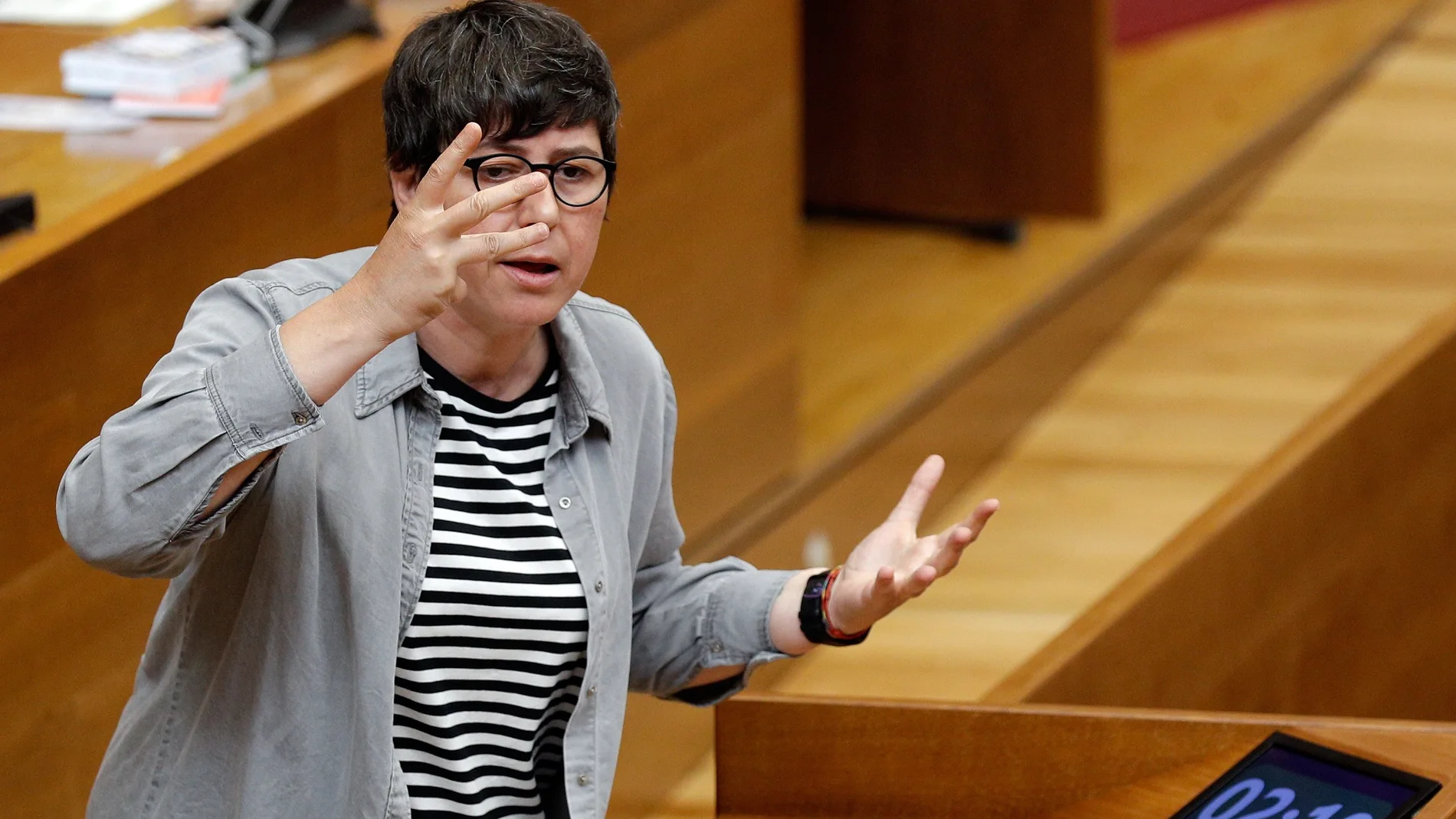 La Portavoz de Unides Podem, Pilar Lima, interviene durante la sesión de control al Gobierno valenciano