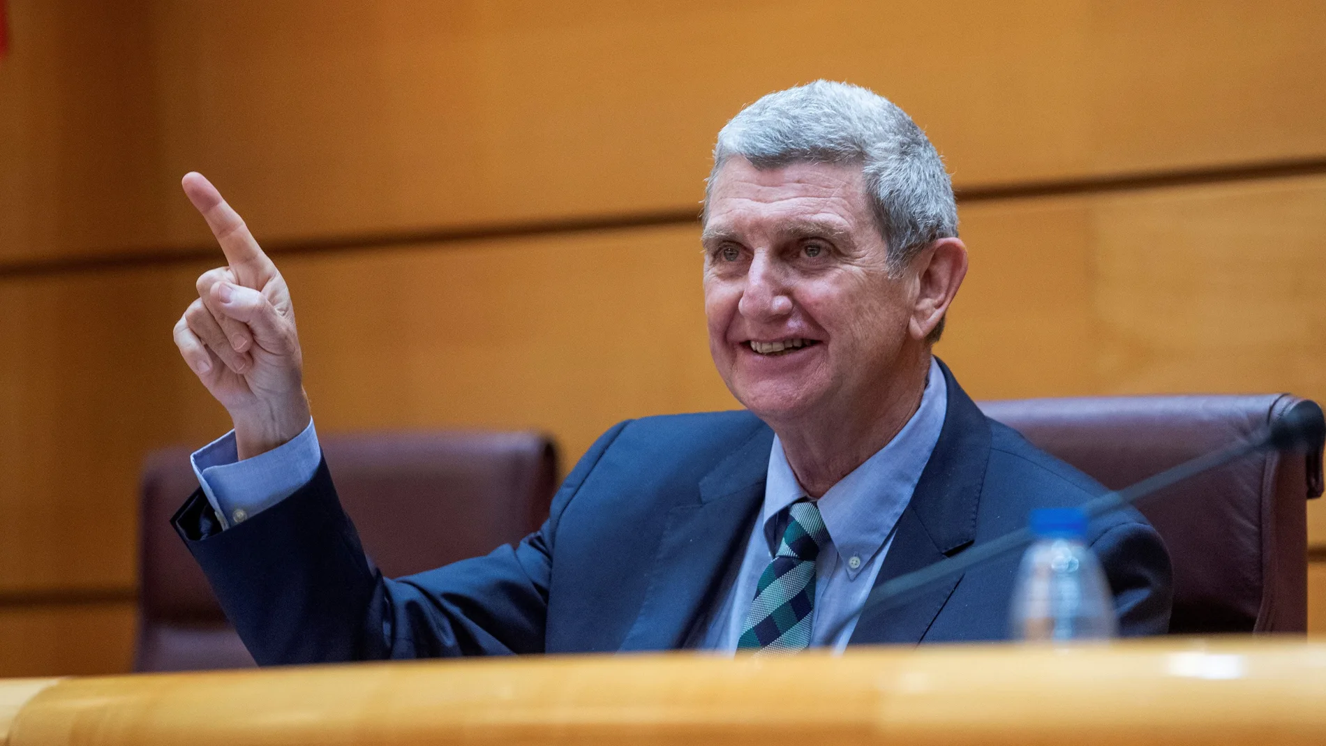 El presidente de RTVE, José Manuel Pérez Tornero, comparece ante la comisión de control de RTVE para contestar a preguntas de diputados y senadores, este jueves en el Senado.