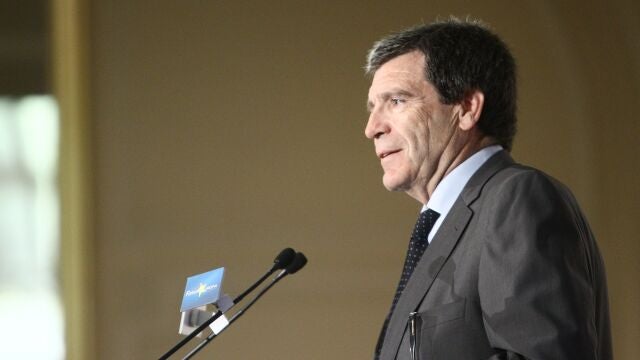 El presidente de la Autoridad Portuaria de Valencia (APV), Aurelio Martínez