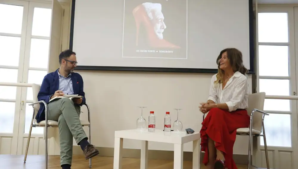 Pepe Lugo y Guillermina Royo-Villanova, en la Fundación Cajasol de Sevilla