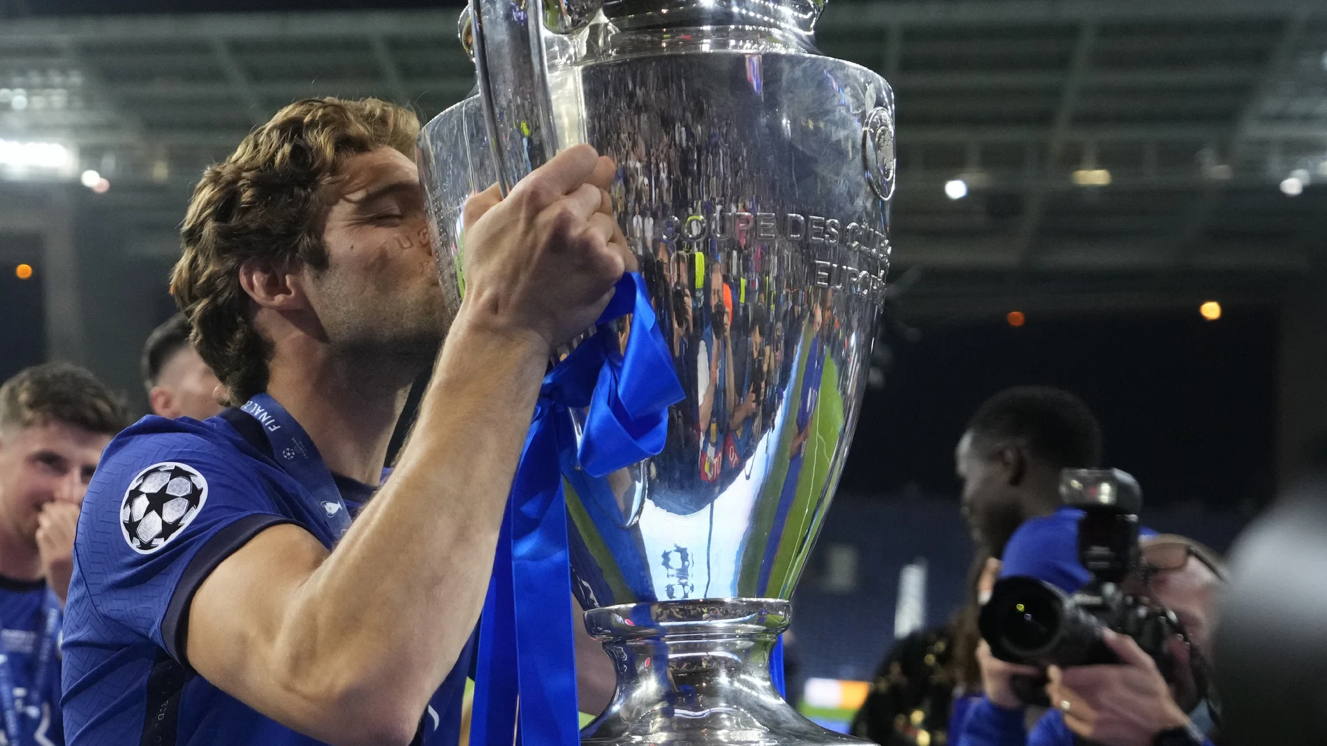 Marcos Alonso, el próximo fichaje del Barcelona, ganó la Champions con el Chelsea en 2021