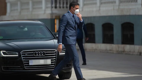 El presidente del Gobierno, Pedro Sánchez, a su llegada a la XIII Cumbre hispano-polaca, ayer en Alcalá de Henares (Madrid)