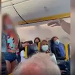 Conflicto por una pasajera sin mascarilla en un vuelo Ibiza-Milán
