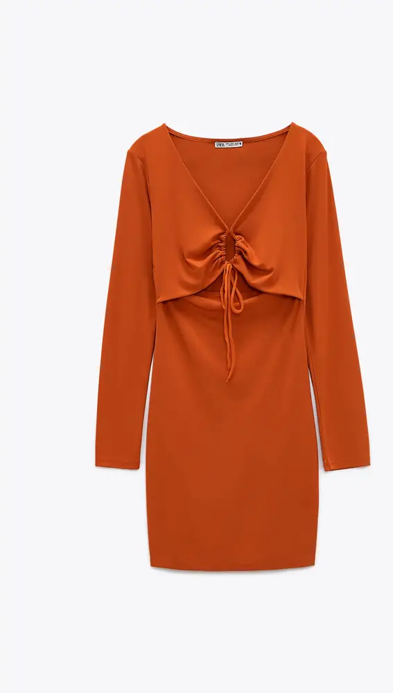Vestido cut out naranja de Zara