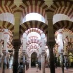 Interior de la Mezquita-Catedral de Córdoba