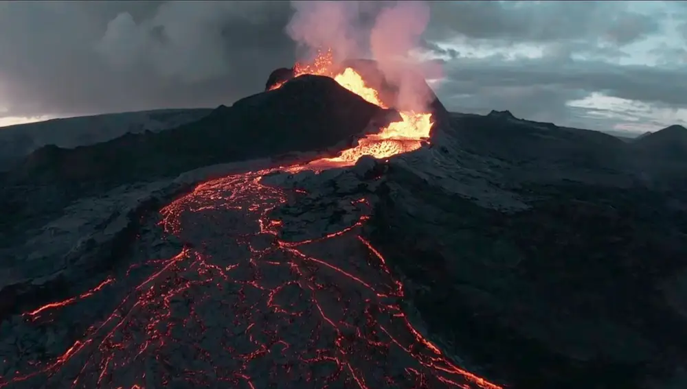 Lava flowing from the volcano at Fagradalsfjall, Reykjanes Peninsula, Iceland is seen in this still frame from a drone video May 24, 2021 obtained via social media, shot just before the drone crashes into the lava. COURTESY YOUTUBE: JOEY HELMS/via REUTERS THIS IMAGE HAS BEEN SUPPLIED BY A THIRD PARTY. MANDATORY CREDIT. NO RESALES. NO ARCHIVES.