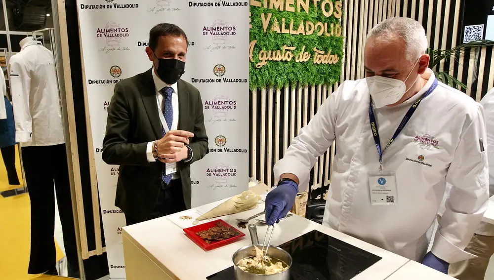 El presidente de la Diputación de Valladolid, Conrado Íscar, asiste al Congreso Gastronómico Madrid Fusión, para apoyar la marca &quot;Alimentos de Valladolid&quot;, así como a los restaurantes que participan en la muestra