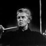 El director austriaco Herbert von Karajan