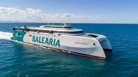 Un barco de Baleària
