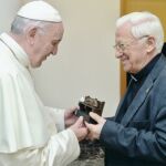 El Padre Ángel con el Papa Francisco