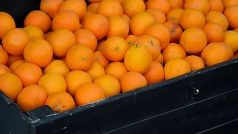La afectada trabajaba en un almacén manipulando naranjas