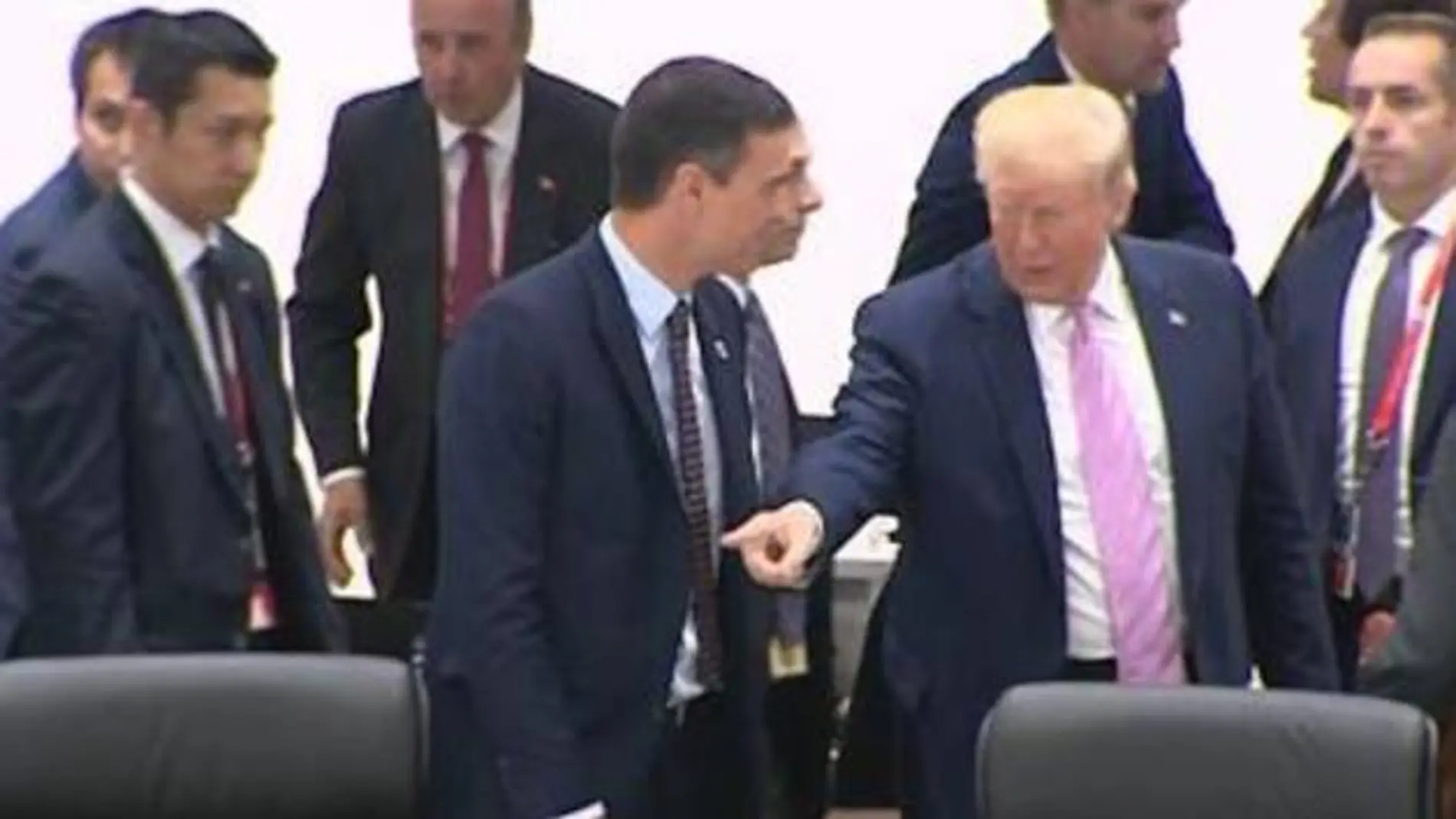 Trump le manda sentar a Pedro Sánchez en la cumbre del G20 en 2019