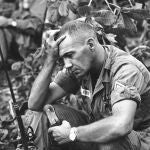 Un soldado de Estados Unidos, devastado en Vietnam