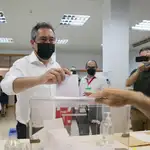  Juan Espadas gana a Susana Díaz las primarias del PSOE en Andalucía