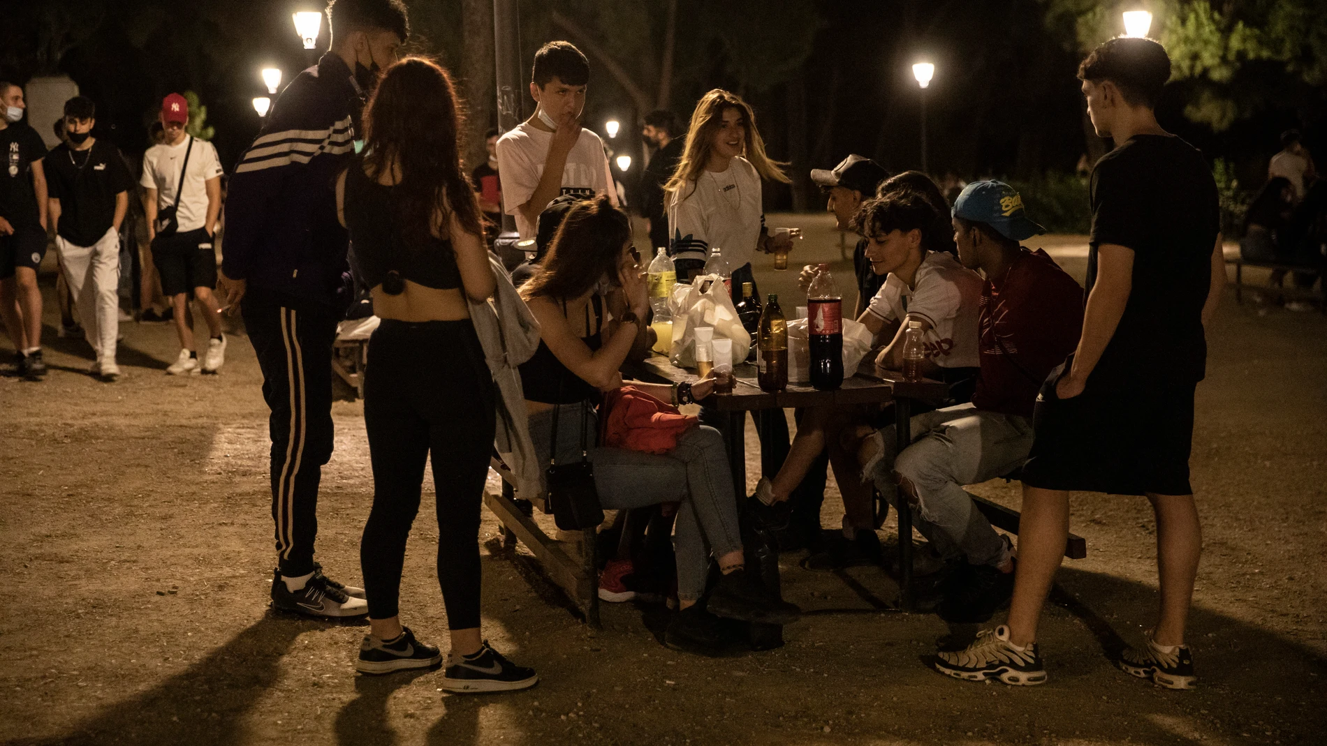 Los jóvenes valencianos reclaman una alternativa cultural que sustituya al tradicional ocio nocturno