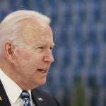 Brussels (Belgium), 14/06/2021.- US President Joe Biden talks as he meets with NATO Secretary General Jens Stoltenberg (not pictured) during a NATO summit at the North Atlantic Treaty Organization (NATO) headquarters in Brussels, Belgium, 14 June 2021. The 30-nation alliance hopes to reaffirm its unity and discuss increasingly tense relations with China and Russia, as the organization pulls its troops out after 18 years in Afghanistan. (Lanzamiento de disco, Afganistán, Bélgica, Rusia, Bruselas) EFE/EPA/STEPHANIE LECOCQ / POOL