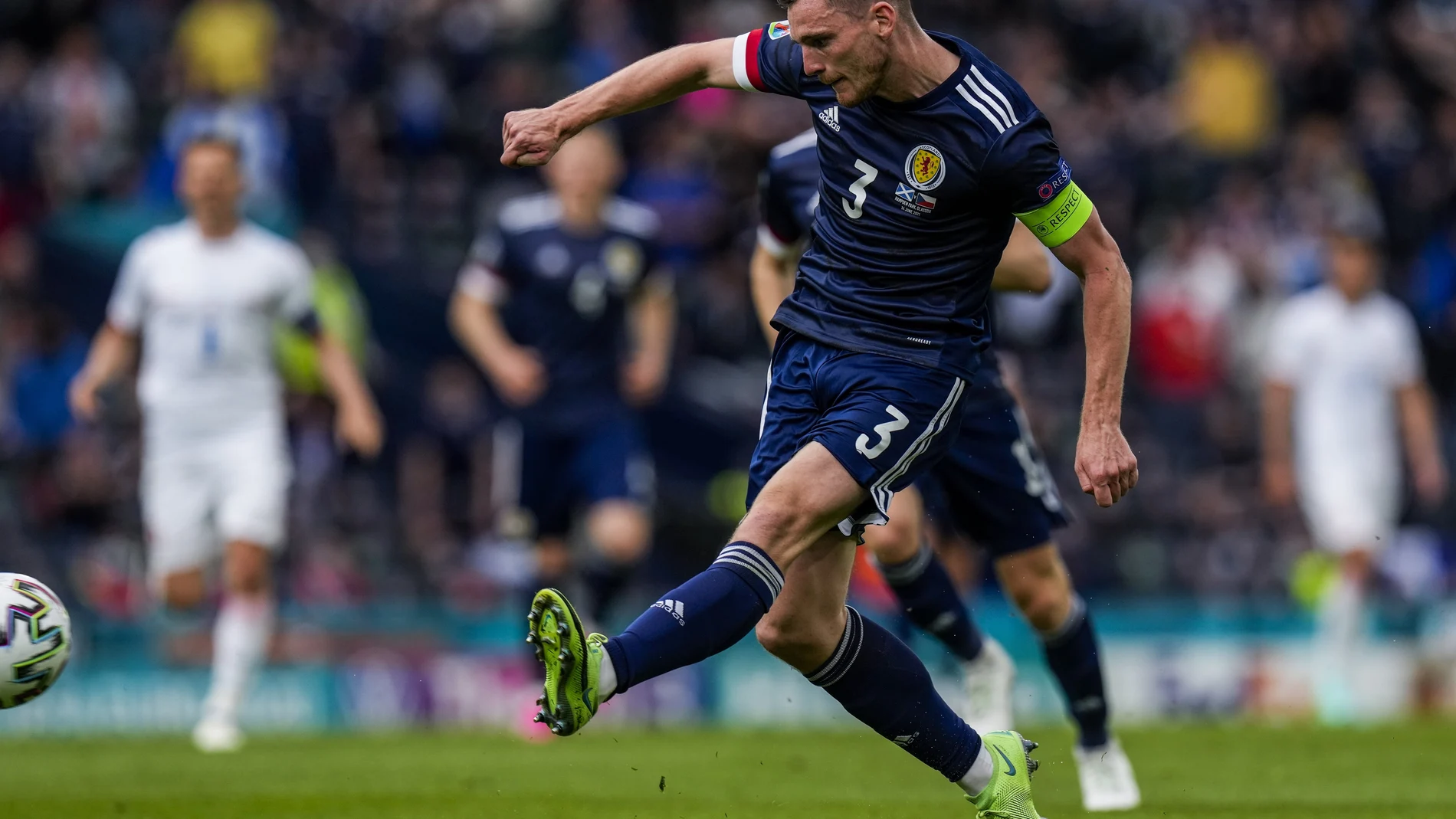 Andrew Robertson, lateral del Liverpool y capitán de Escocia
