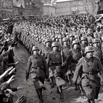 foto de dominio publico Hace 80 años empezó la ocupación nazi de Checoslovaquia 15 de marzo de 1939 en Praga, foto: CRo Han pasado 80 años desde la ocupación de Bohemia y Moravia por la Alemania nazi. Las tropas alemanas entraron en el país el día 15 de marzo de 1939. A consecuencia de la ocupación murieron más de 100 000 personas de la resistencia y desapareció la mayoría de la población judía.