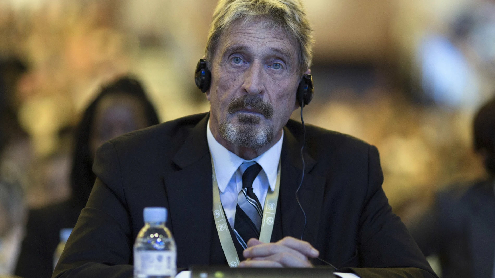 John McAfeedurante una conferencia sobre seguridad en Internet en PEkín en 2016