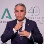 El consejero de la Presidencia y portavoz del Ejecutivo , Elías Bendodo. EFE/Julio Muñoz