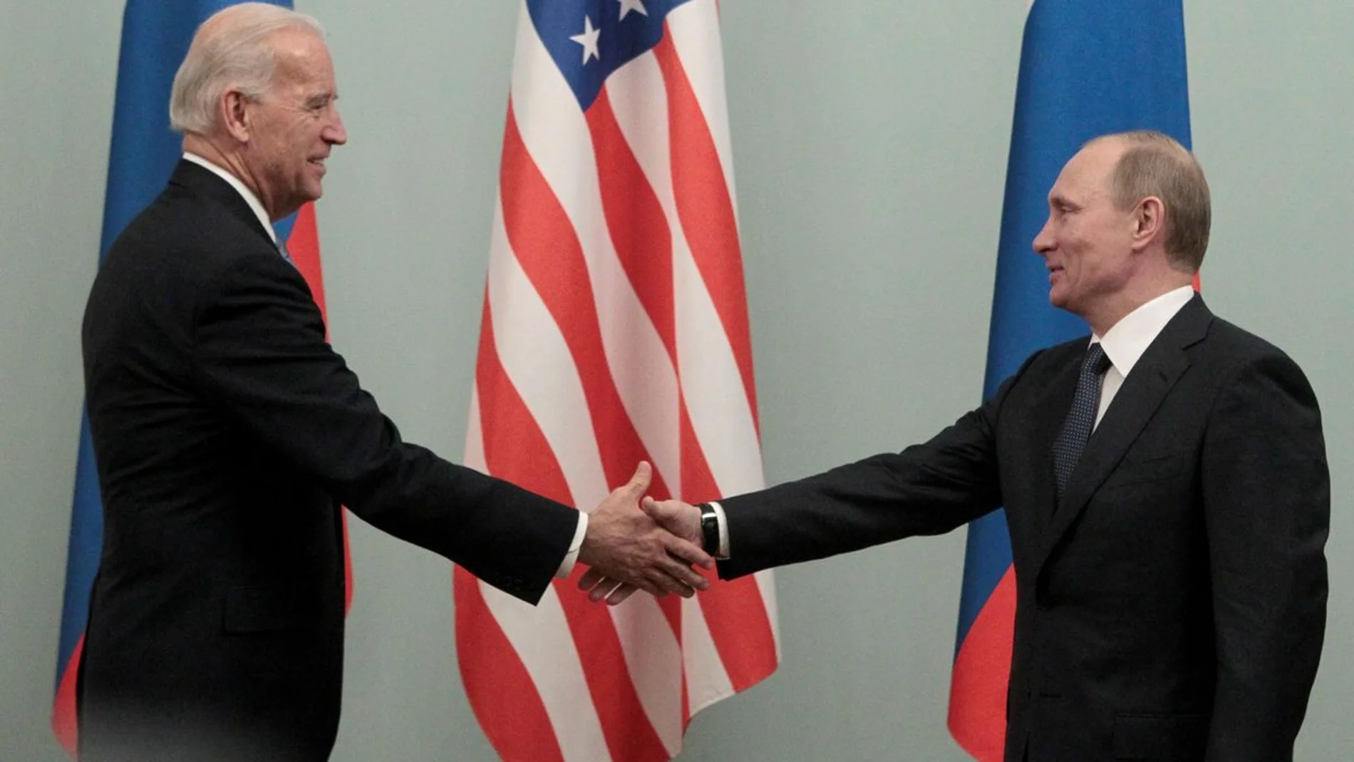 El presidente de Estados Unidos, Joe Biden, y el presidente de Rusia, Vladimir Putin. REUTERS