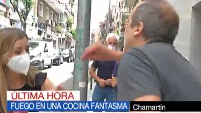 Imagen de la agresión al cámara de Madrid Directo