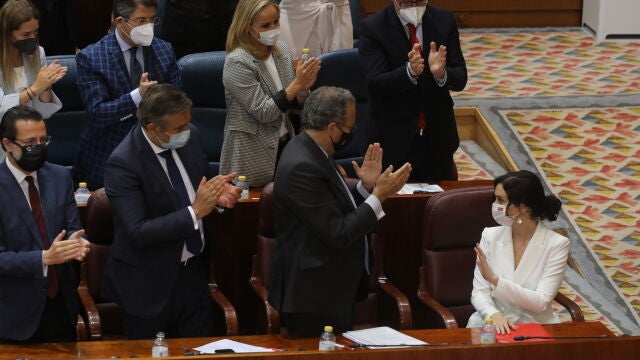 Isabel Díaz Ayuso, candidata a la presidencia de la CAM, en el pleno de investidura