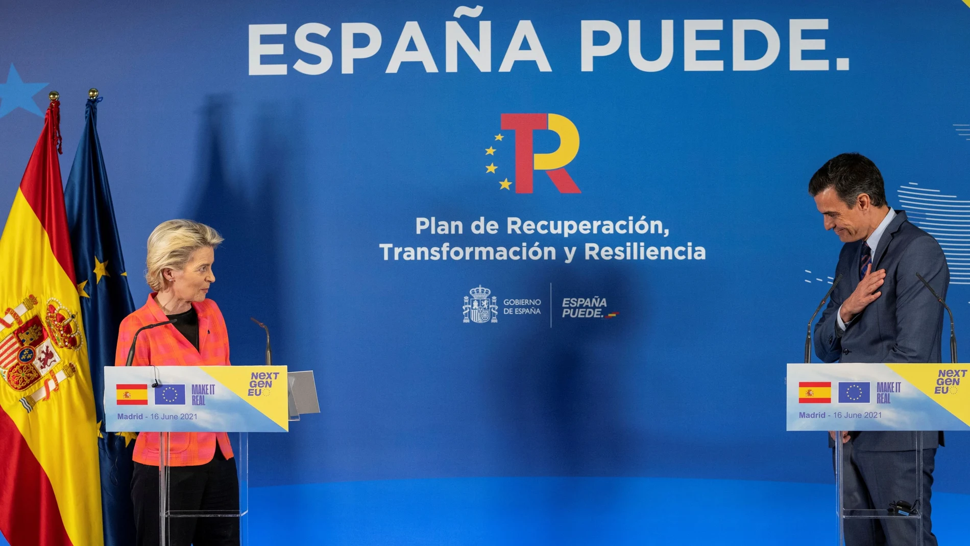 La presidenta de la Comisión Europea, Ursula von der Leyen, y el presidente del Gobierno, Pedro Sánchez.