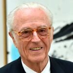 El duque nunca contrajo matrimonio ni tuvo hijos pese a la presión social de la nobleza alemana para que dejara un heredero