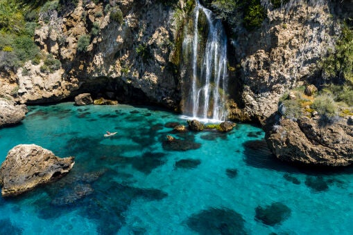 Imagen 0: Playa de Maro, en Costa del Sol, Málaga, Andalucía