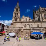 Celebración de la Copa del VIII Centenario de la Catedral de Burgos, con partidos de fútbol benjamín, baloncesto benjamín y balonmano de 8 a 12 años