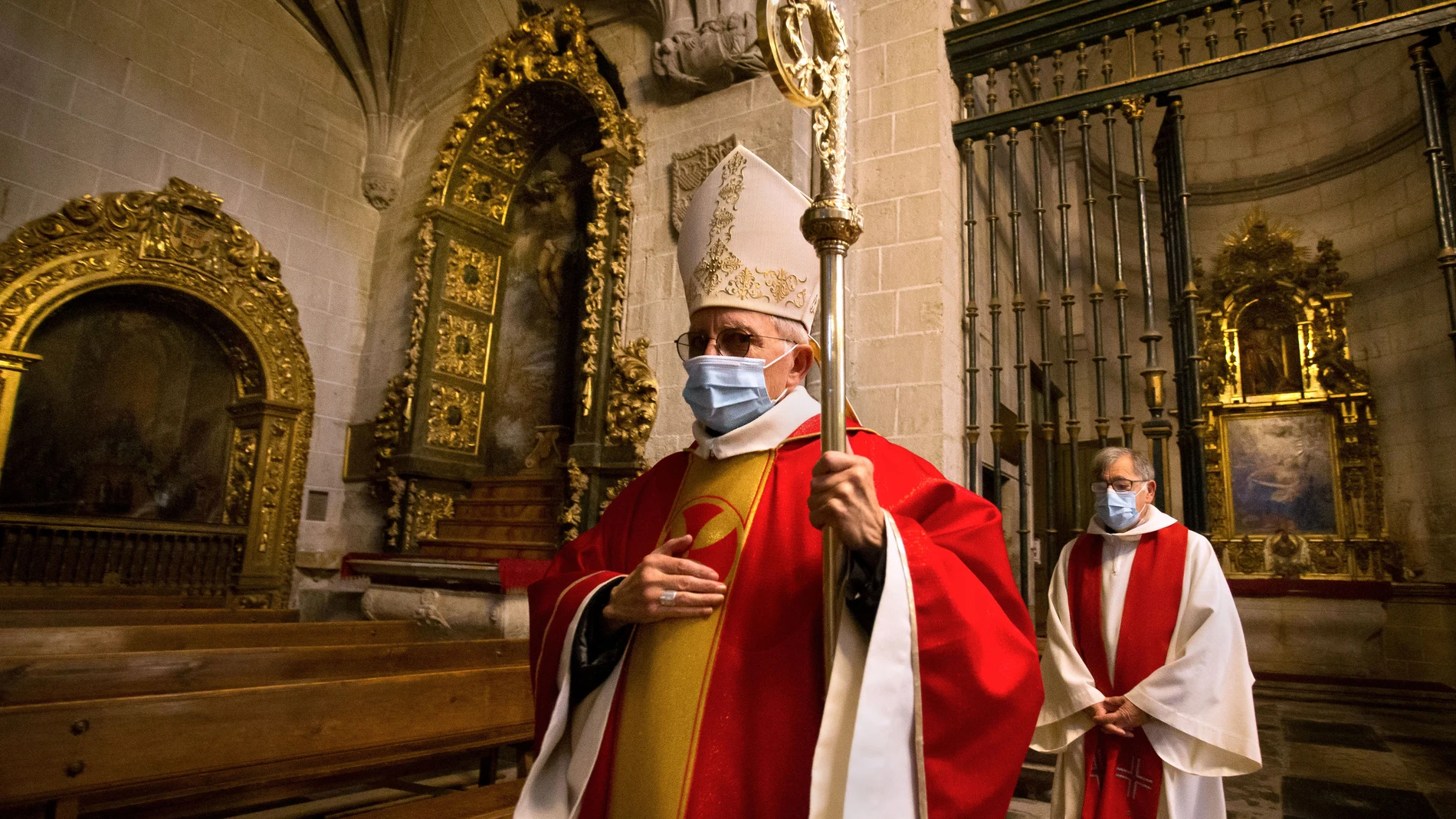 El administrador apostólico de la diócesis de Ciudad Rodrigo, Jesús García Burillo, en la Catedral de Santa María